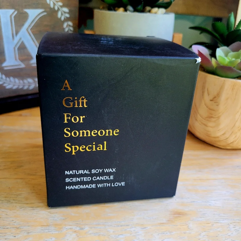 Luxhomy Soy Gift Candle